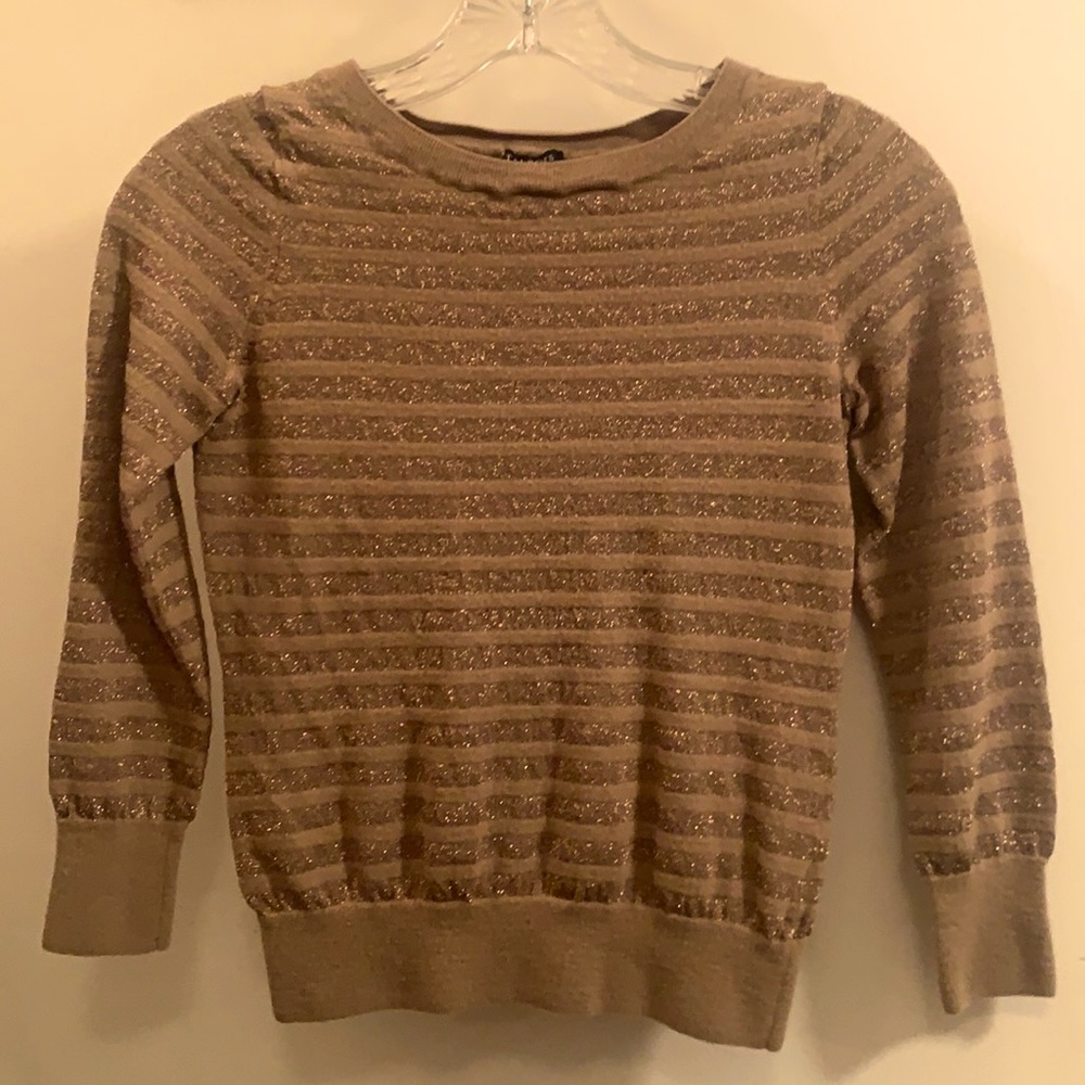 Super Cute!! Gold Sparkly Lightweight Top